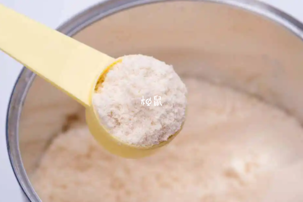 含胆碱的奶粉还不错
